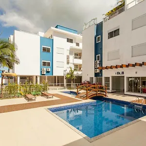  Apartamento Apto Fino área Nobre Dos Ingleses. 500m Da Praia!